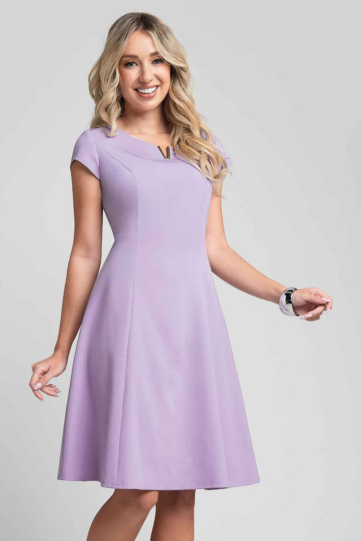 Vestido Liso Con Manga Corta