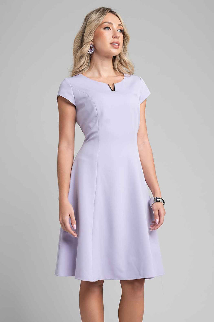 Vestido Liso Con Manga Corta