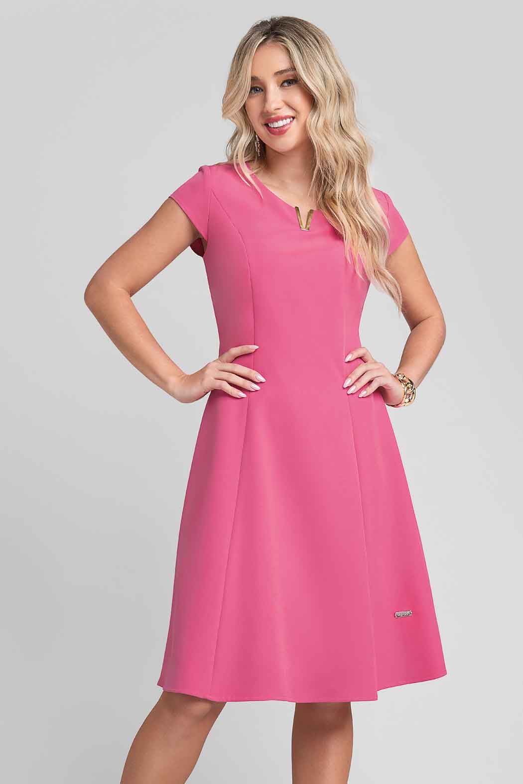 Vestido Liso Con Manga Corta