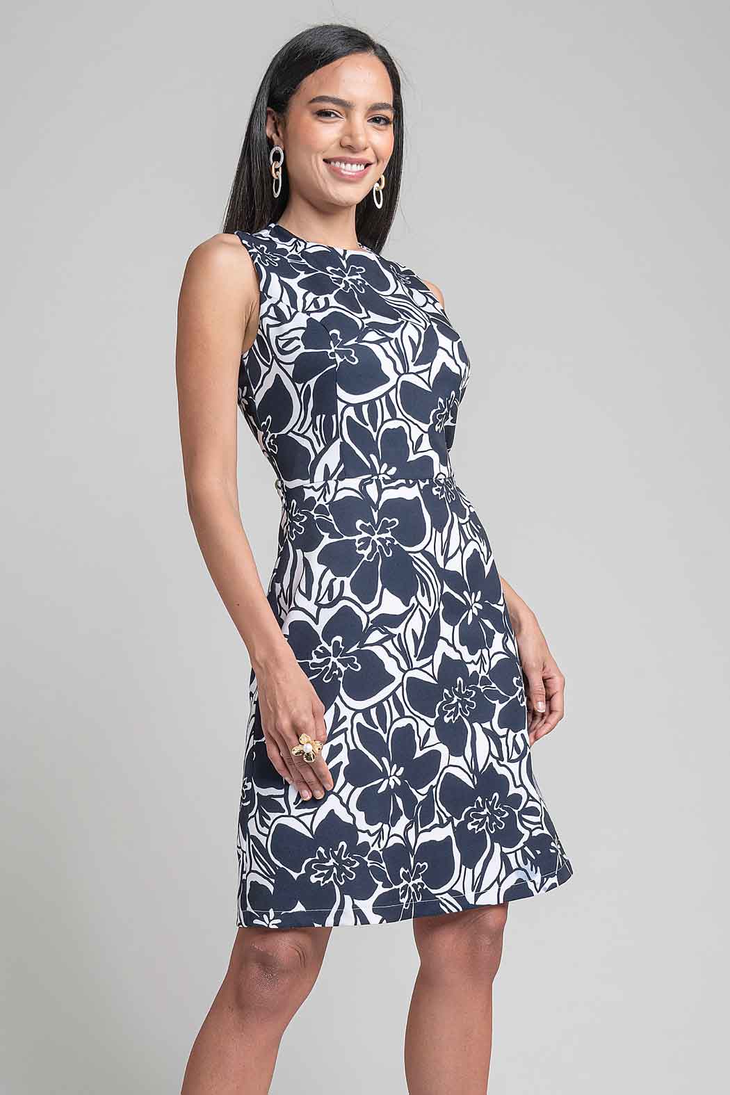 Vestido Sin Mangas Con Estampado Floral