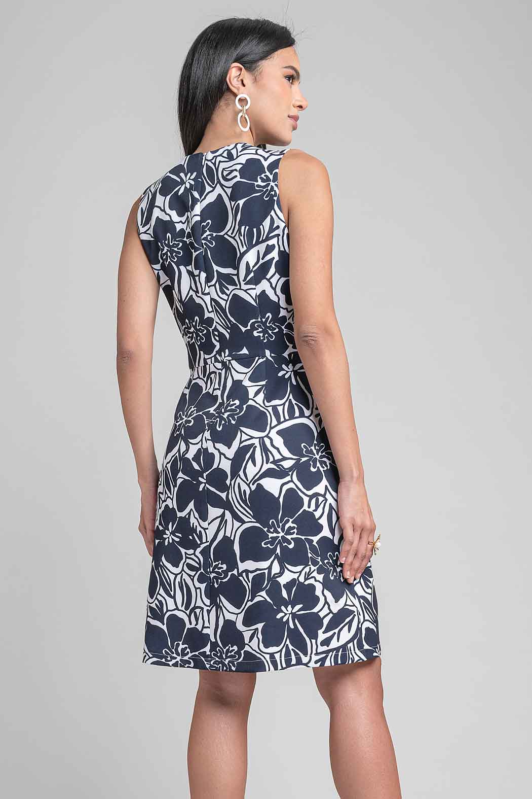Vestido Sin Mangas Con Estampado Floral