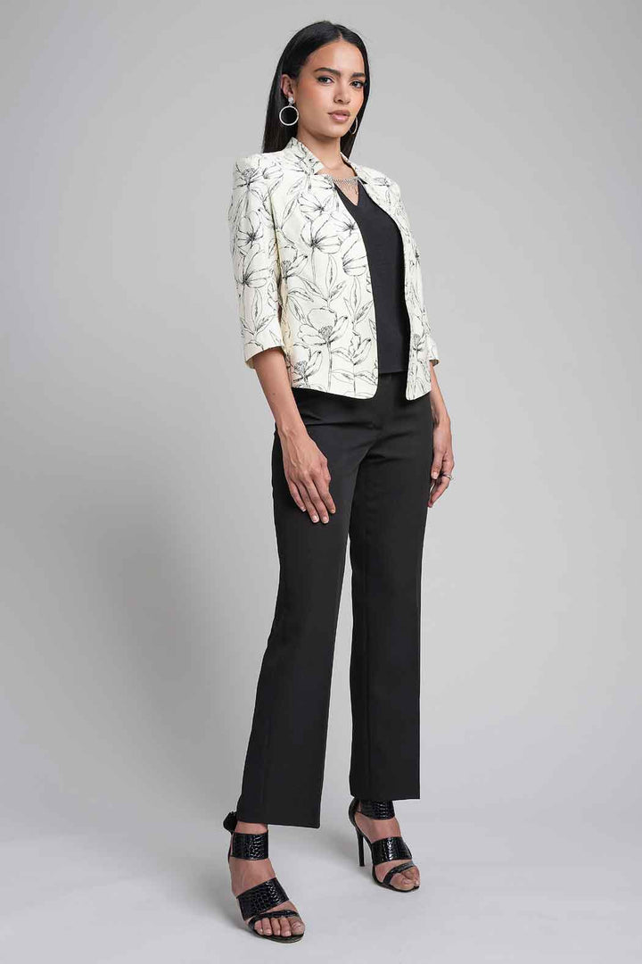 Conjunto De Pantalon, Blusa Y Saco Estampado