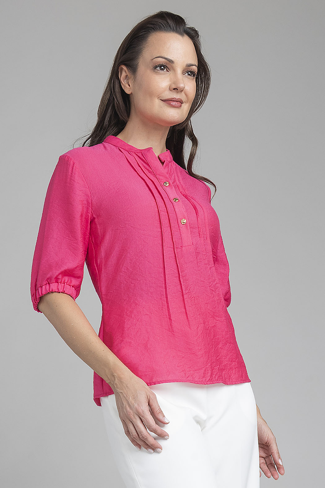 Blusa Lisa Con Manga 3/4 Y Cuello Mau