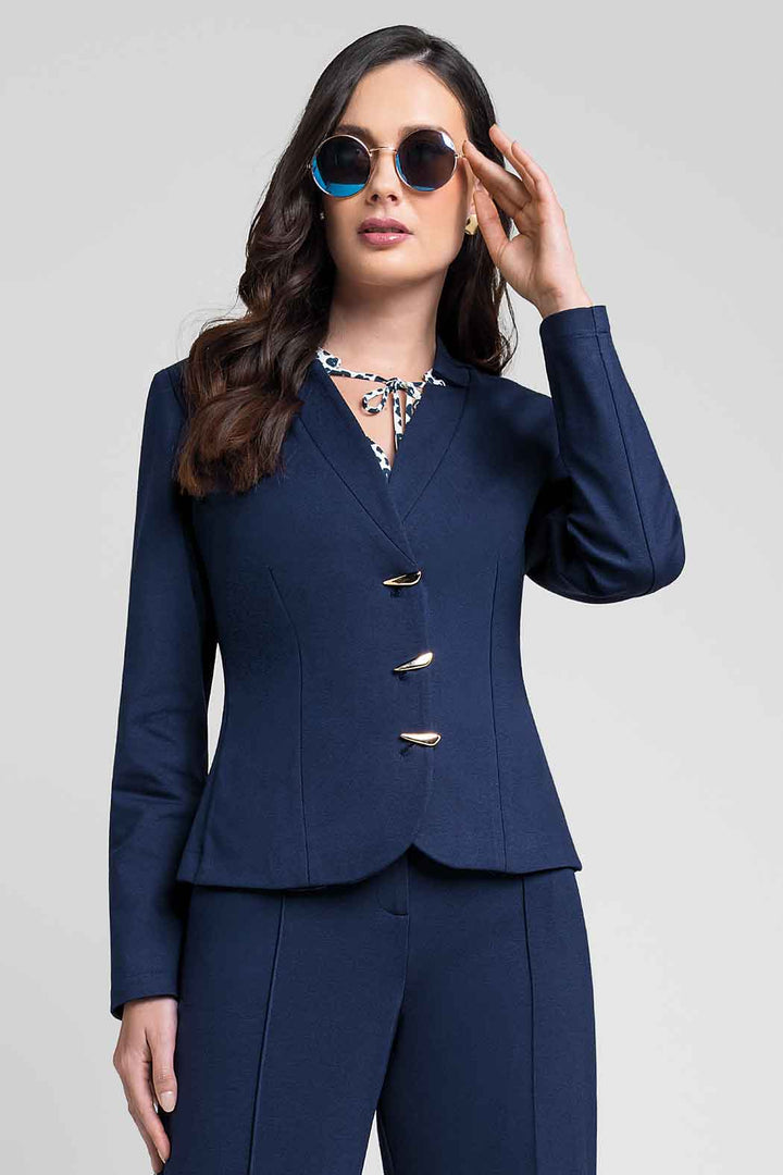 Saco Con Cuello Mao Y Botones Dorados