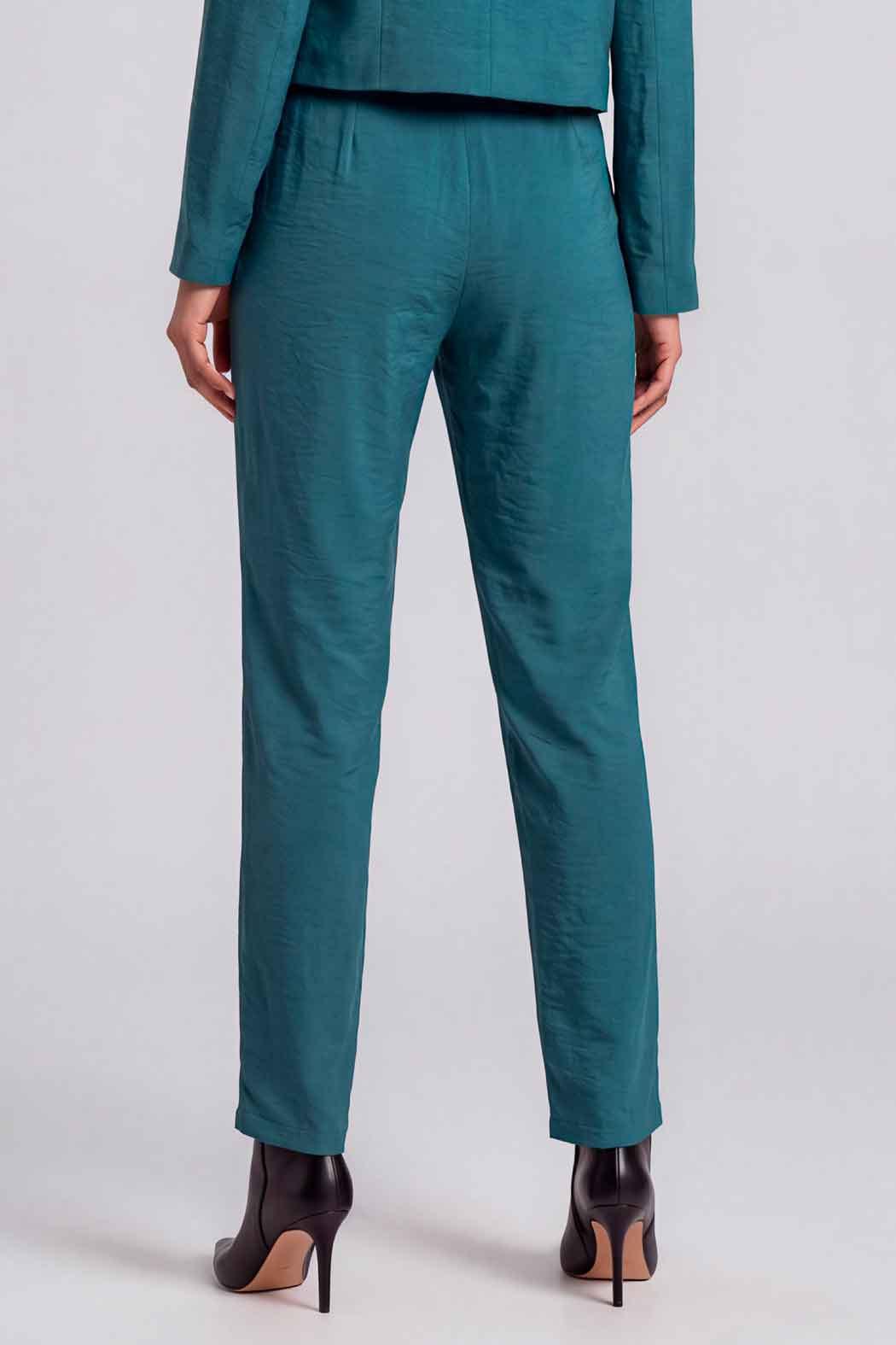 Pantalon Liso Corte Recto