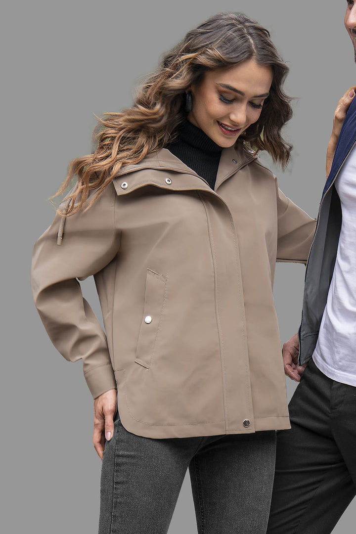 Chamarra Impermeable Larga Con Capucha
