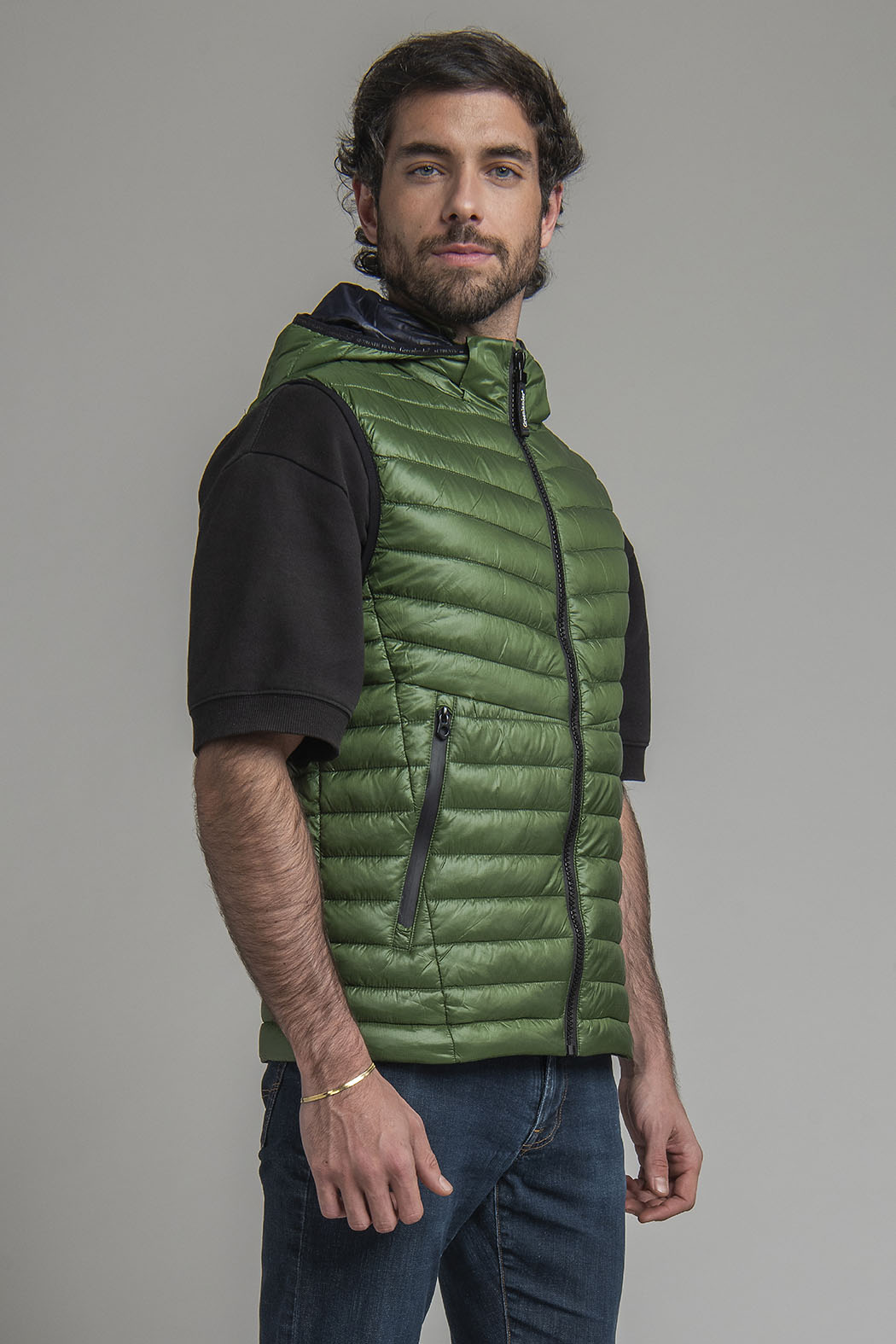 Chaleco Capitonado Con Capucha