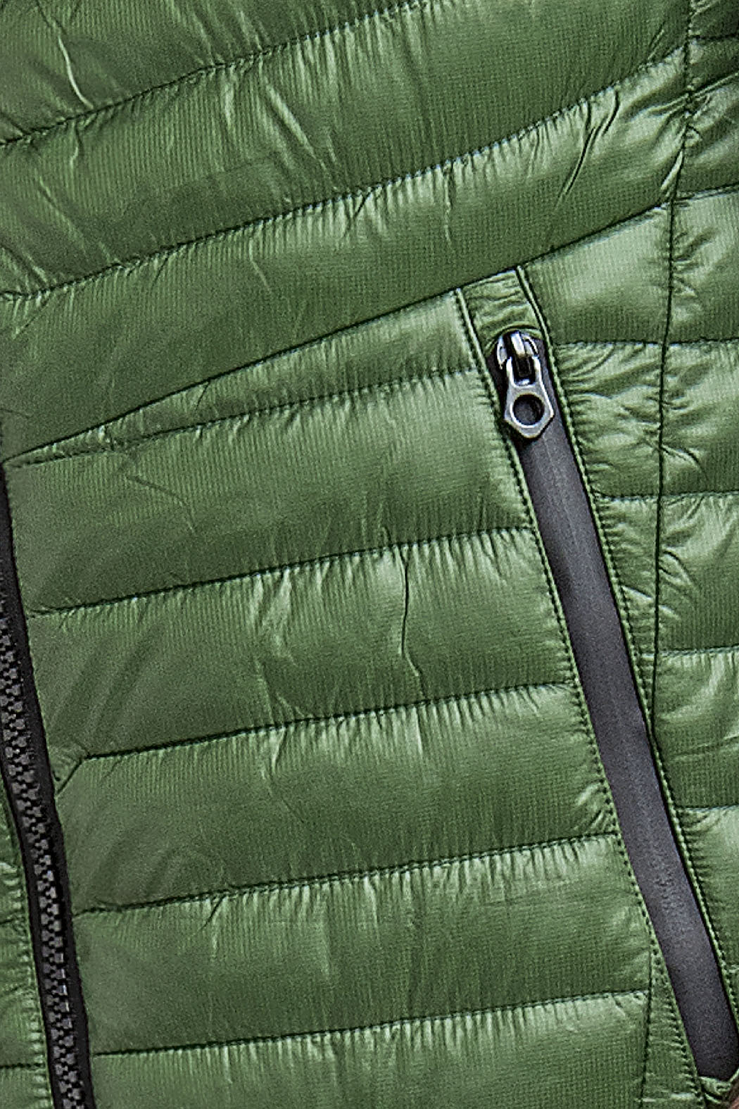 Chaleco Capitonado Con Capucha