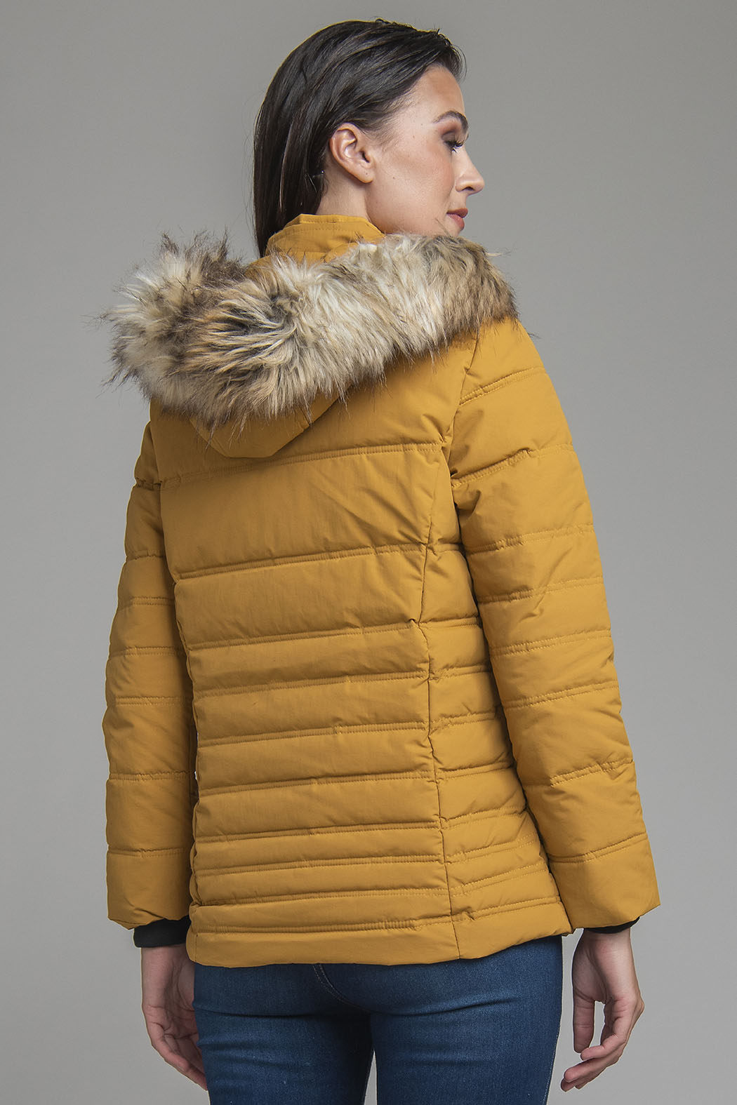 Chamarra Con Peluche En Capucha