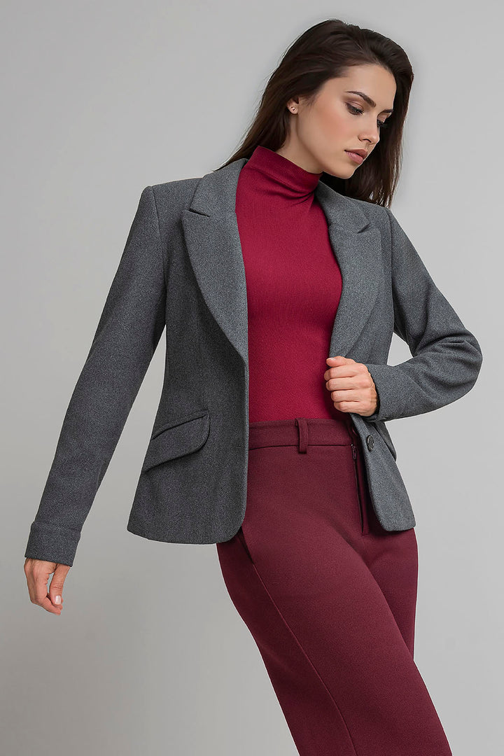 Saco Corto Con Solapa