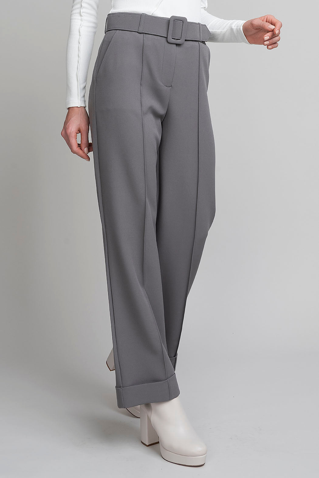 Pantalon Corte Recto Con Cinturon