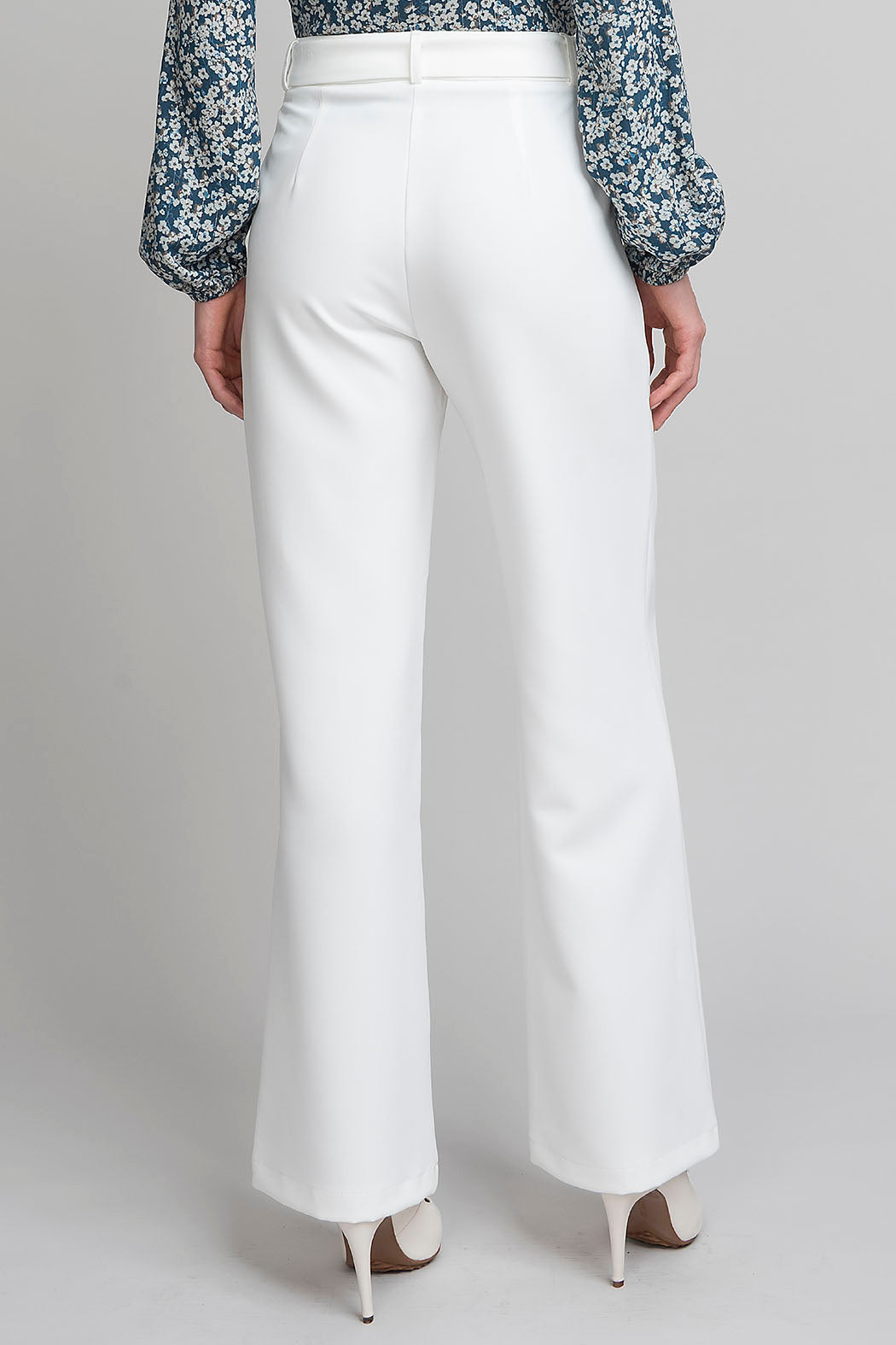 Pantalon Corte Recto Con Jareta En Cintura