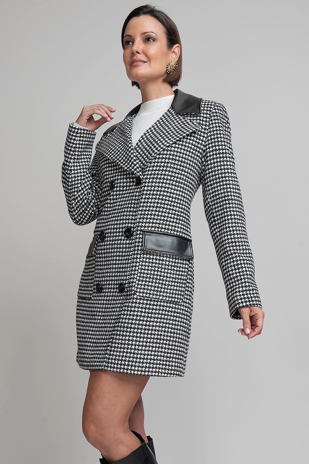 Abrigo Largo De Cuadros Con Solapa