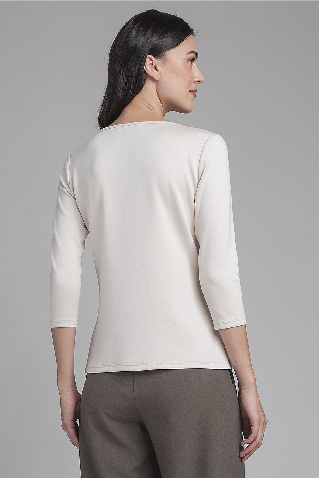 Blusa Con Manga 3/4 Y Botones Decorativos En Abertura Lateral