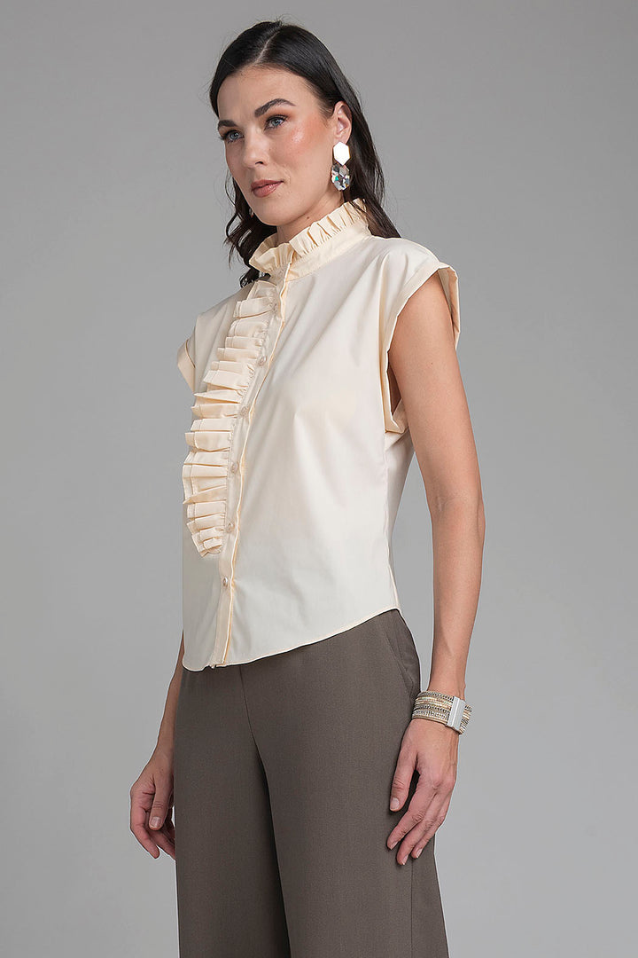 Blusa Camisera Con Olanes Al Frente Y Cuello