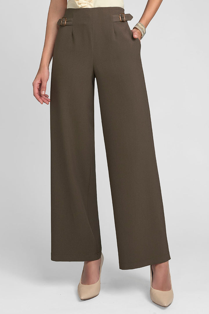 Pantalon Liso Corte Recto Con Hebillas En Cintura