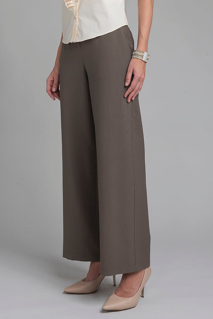 Pantalon Liso Corte Recto Con Hebillas En Cintura