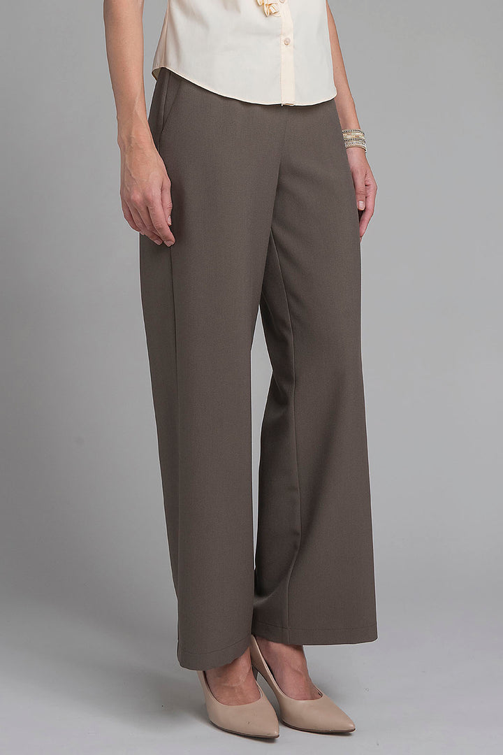 Pantalon Liso Corte Recto Con Hebillas En Cintura