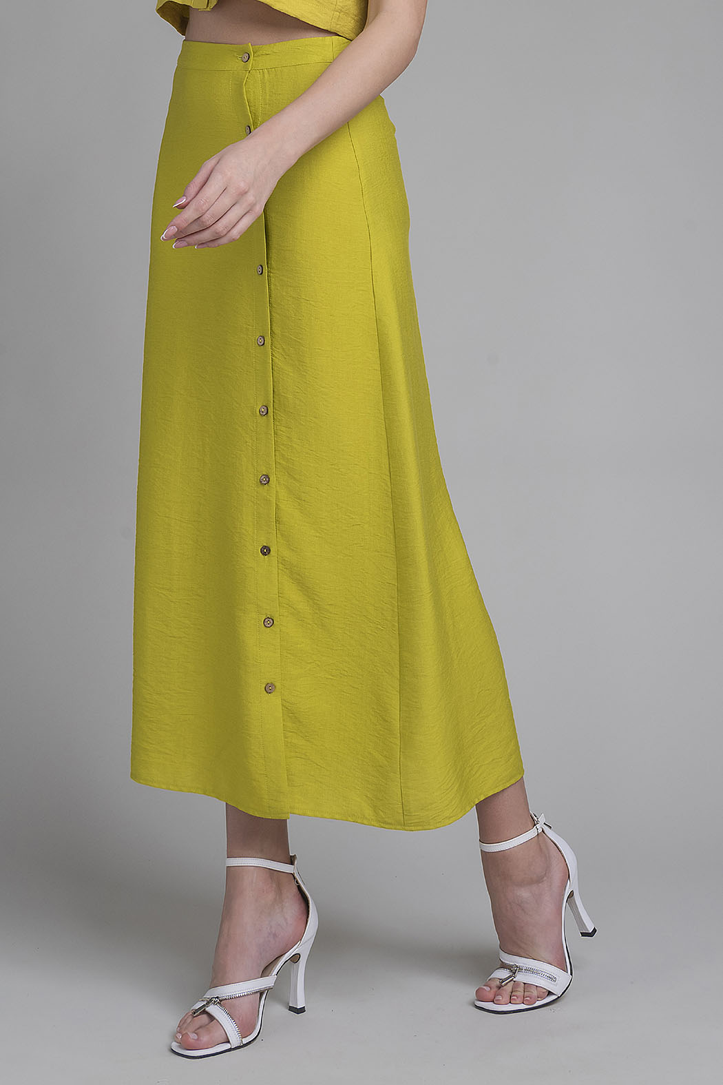 Falda Larga Con Botones Al Frente