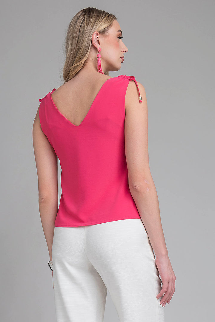 Blusa Lisa Sin Mangas Y Amarre En Hombros