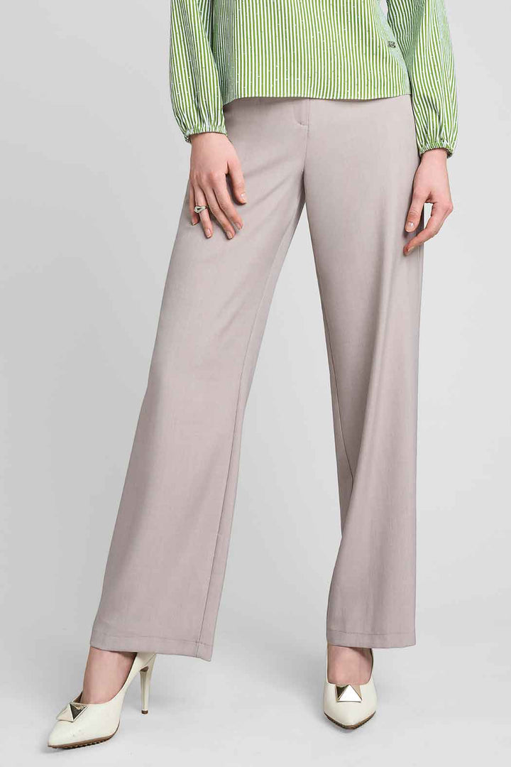 Pantalon Liso Corte Recto
