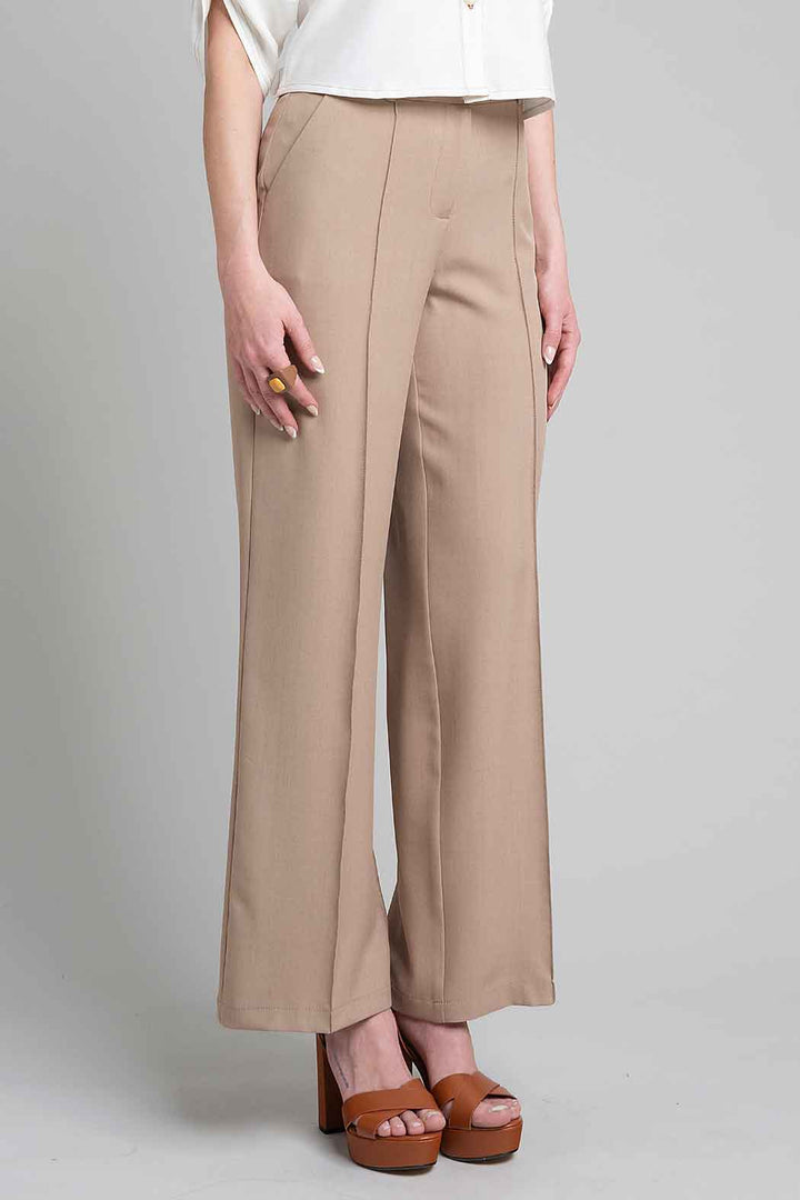 Pantalon Liso Con Pinzas