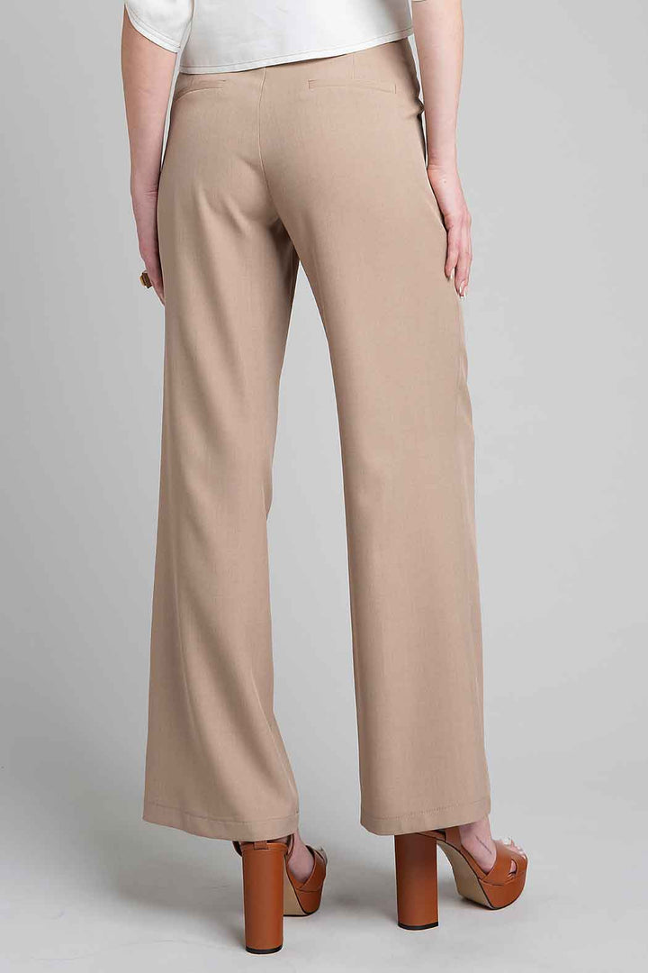 Pantalon Liso Con Pinzas