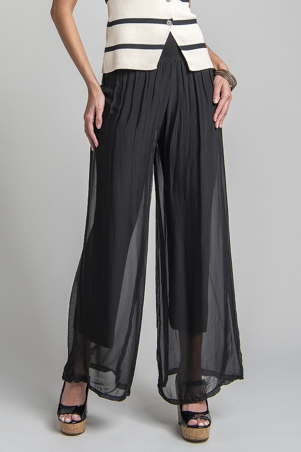 Pantalon Liso Con Pretina Elastica