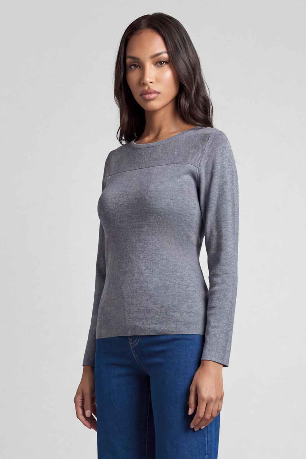 Sueter Cerrado Con Cuello Redondo