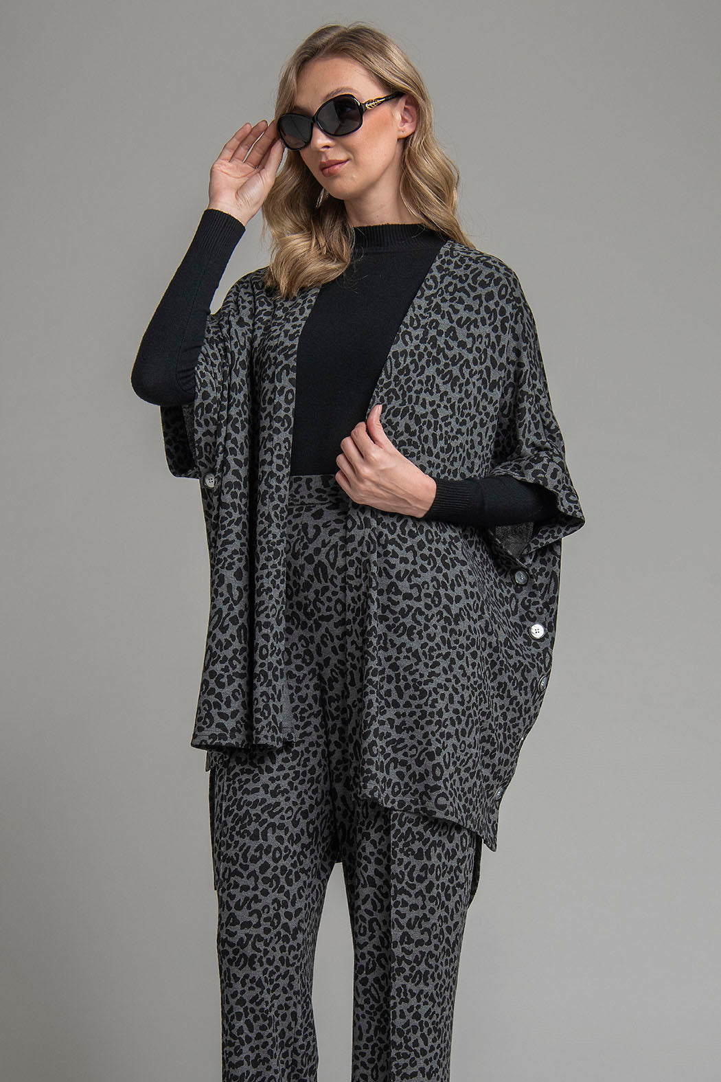 Sueter Largo Estampado De Animal Print