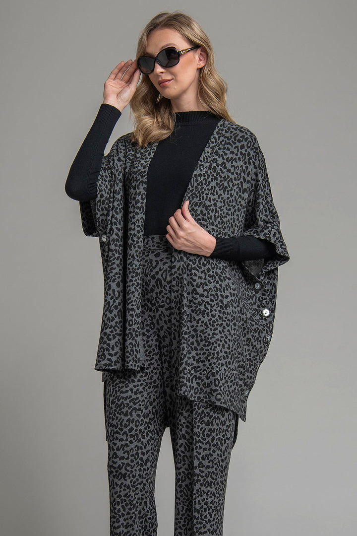 Sueter Largo Estampado De Animal Print