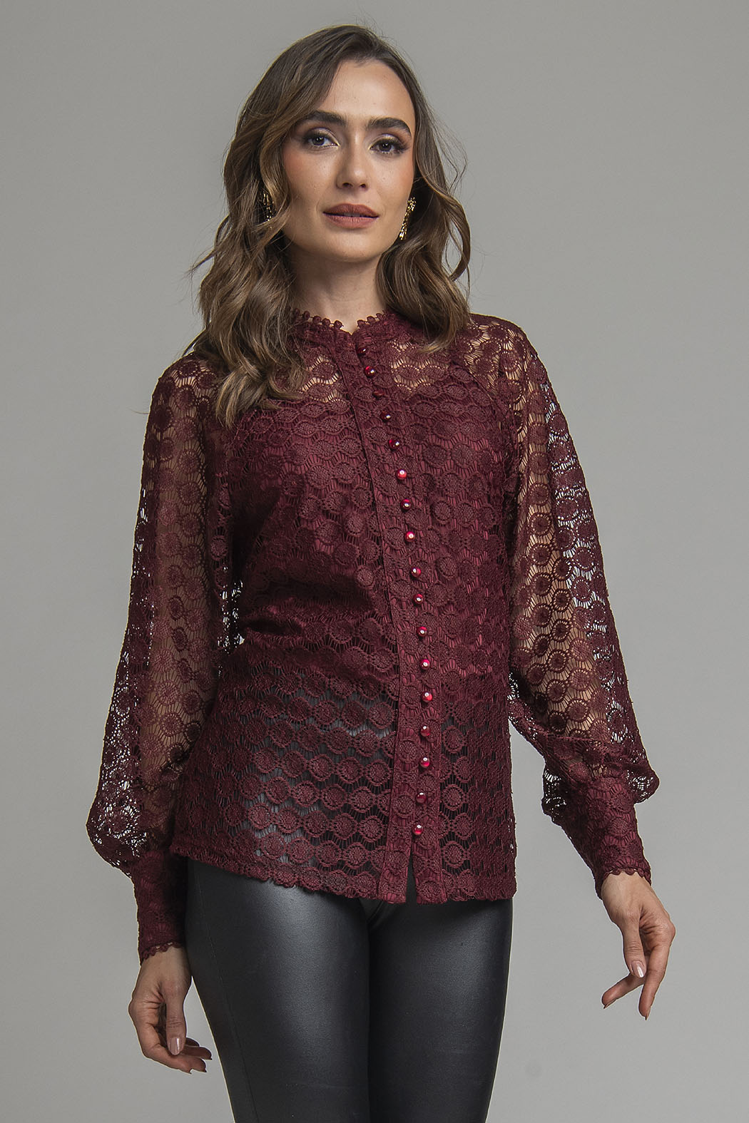 Blusa De Encaje Con Manga Larga