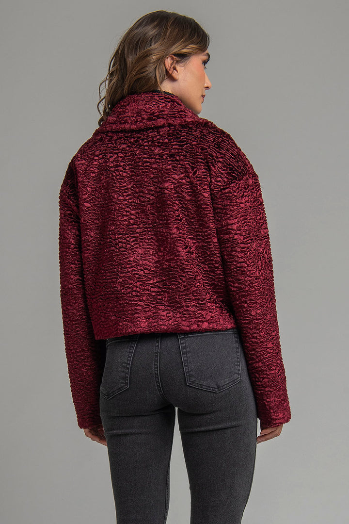 Chamarra De Peluche Con Cierre Al Frente