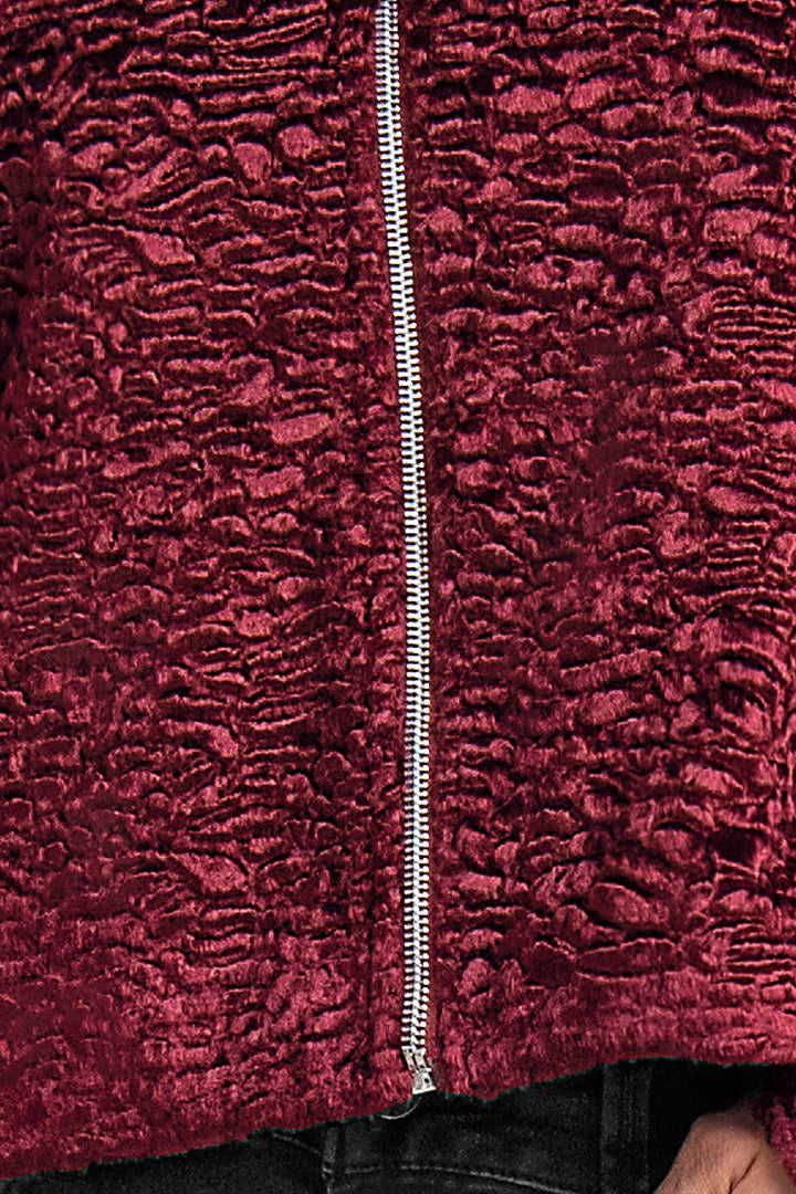 Chamarra De Peluche Con Cierre Al Frente