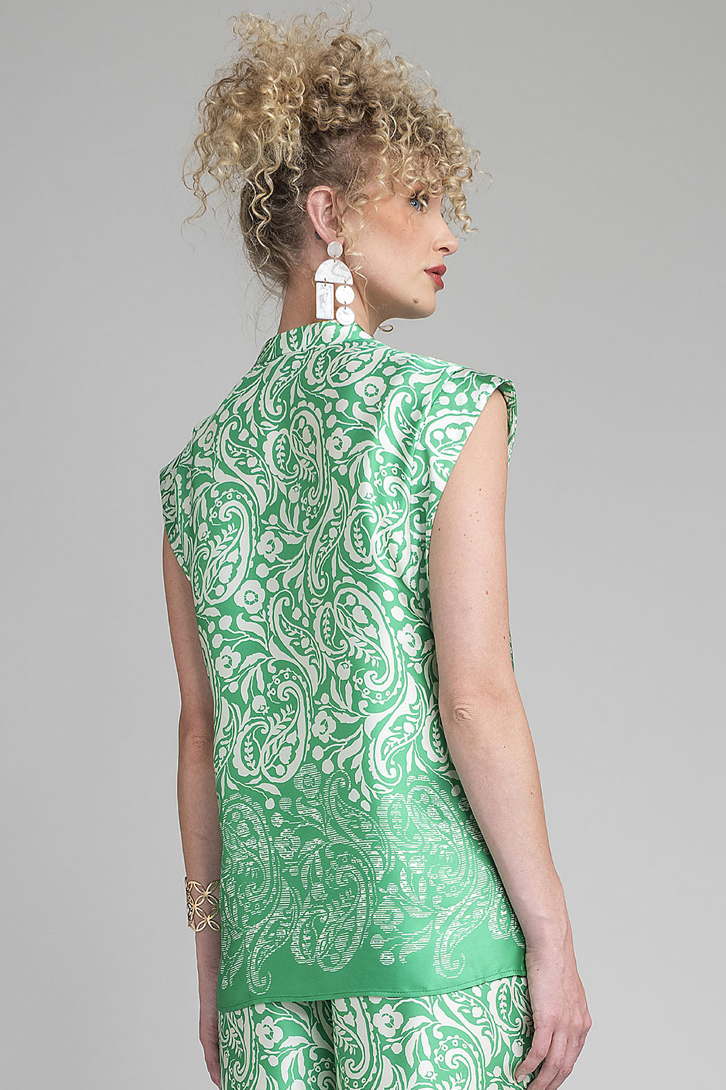 Blusa Sin Mangas Camisera Con Estampado