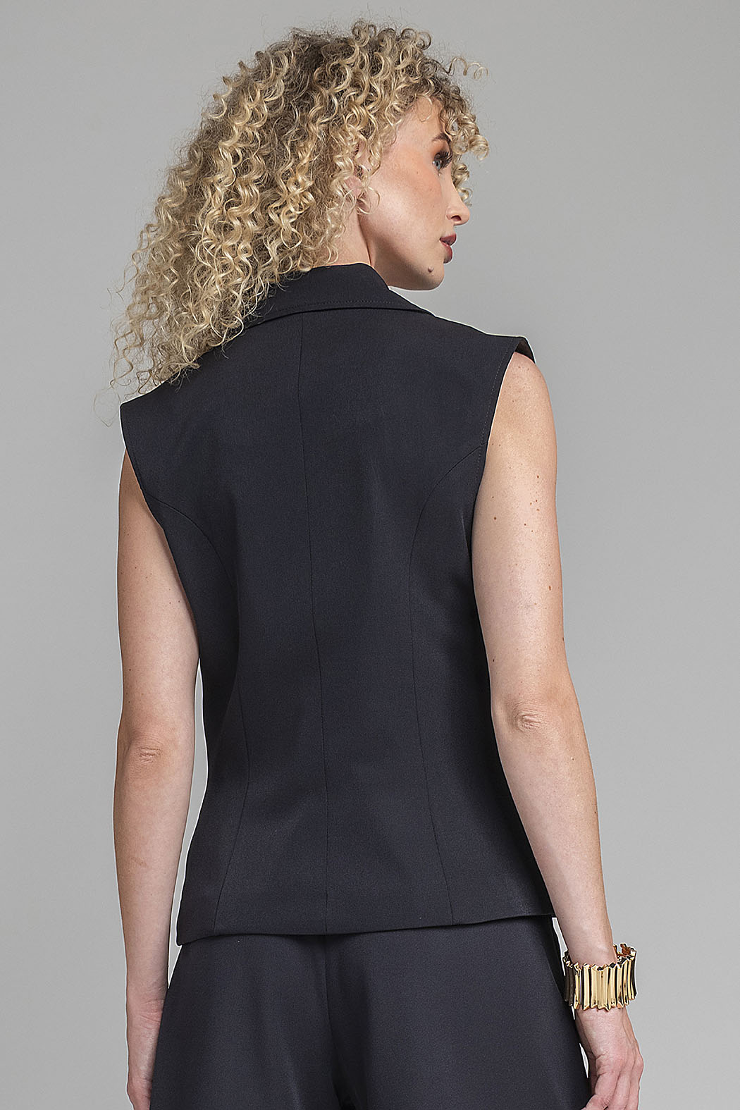 Chaleco Con Solapa Y Botones