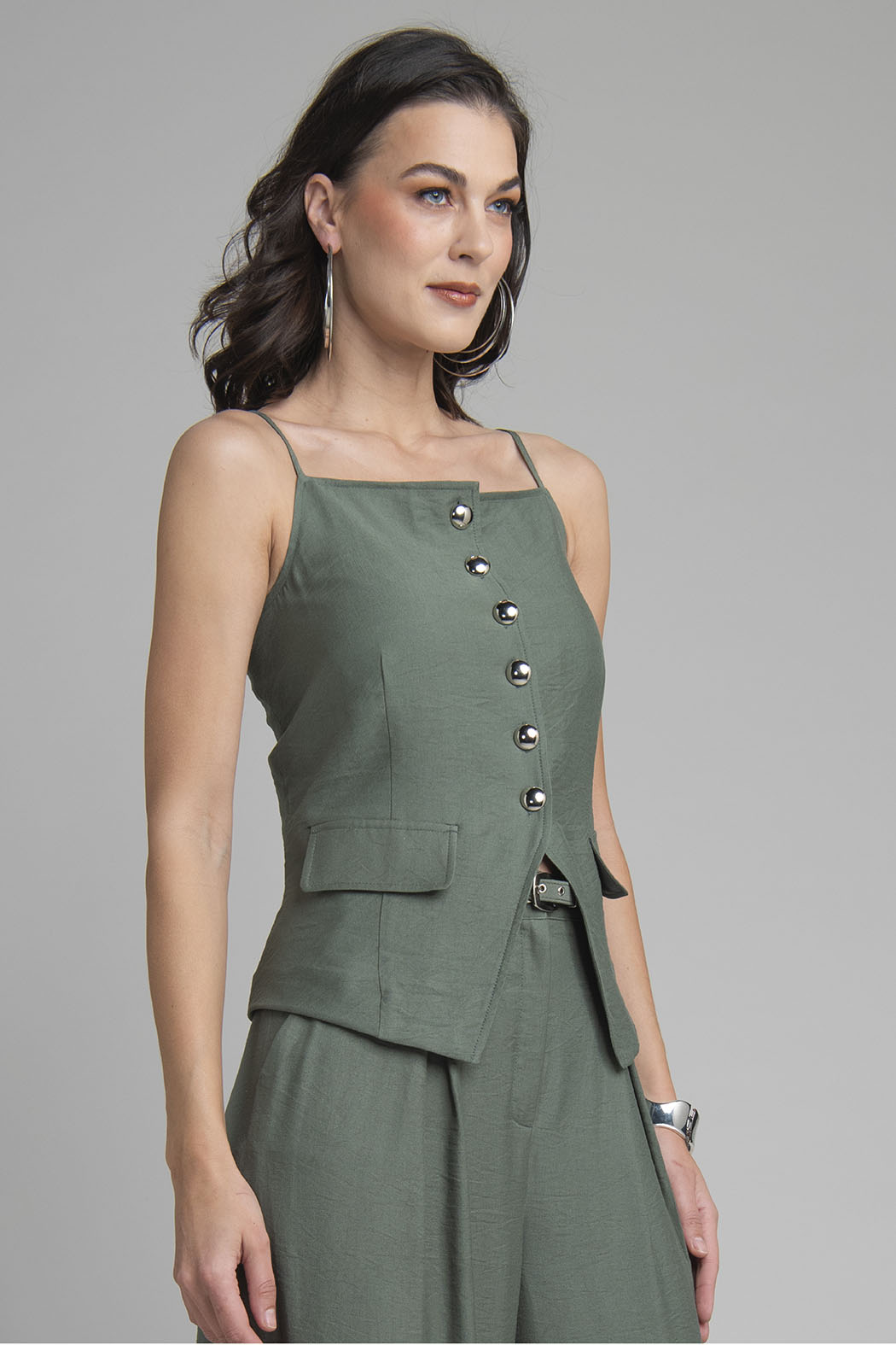 Blusa Sin Mangas Y Botones Al Frente