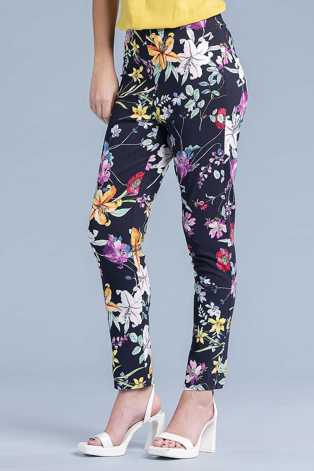 Pantalon Con Estampado De Flores
