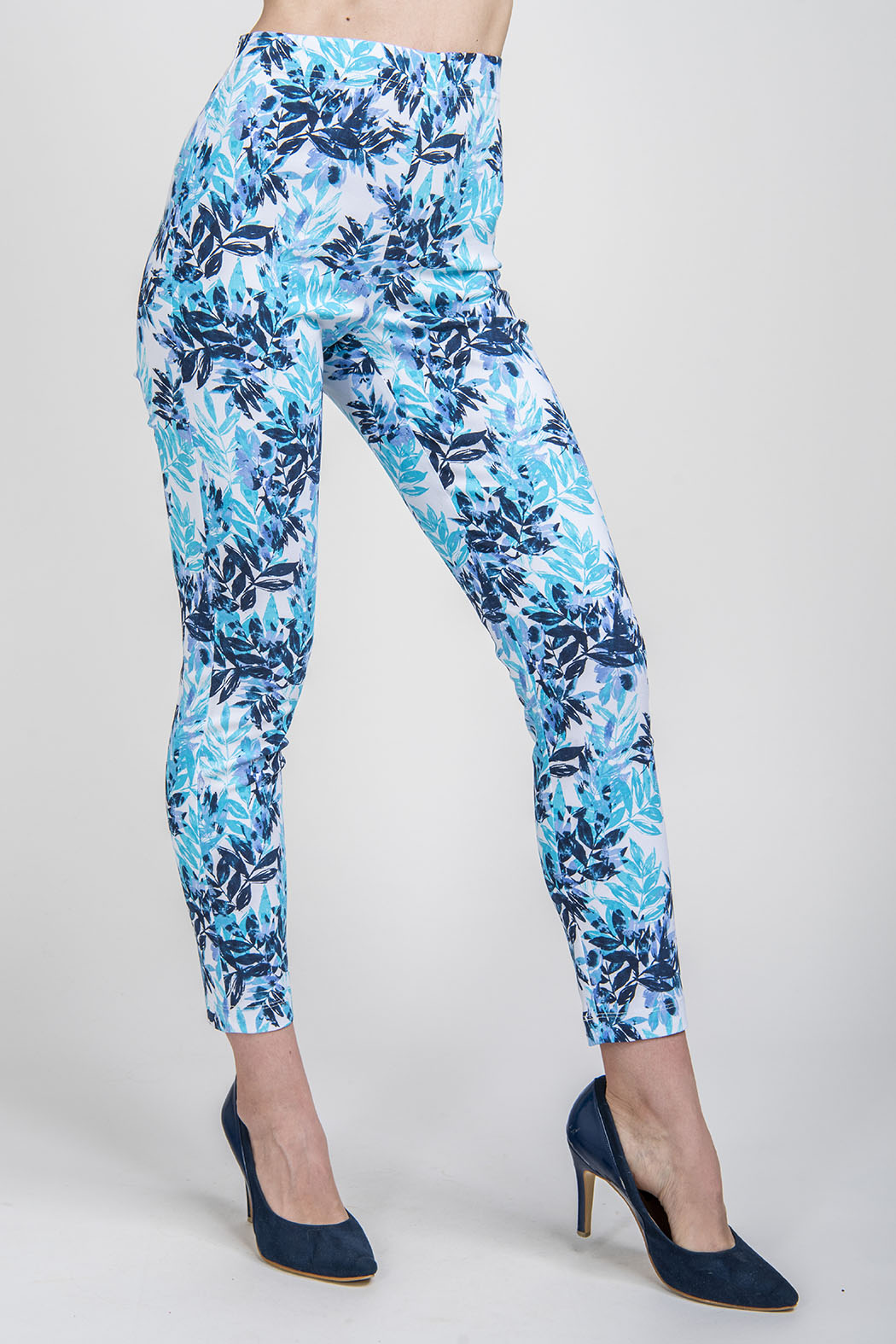 Pantalon Estampado De Hojas