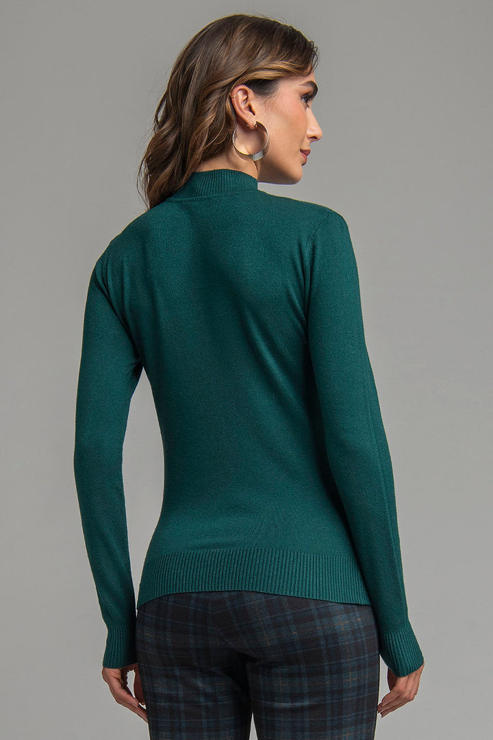 Sueter Con Pedreria En Cuello