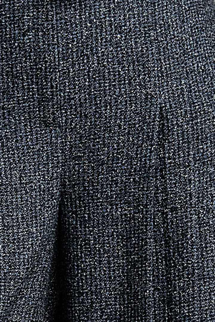 Pantalon Con Pinzas Al Frente