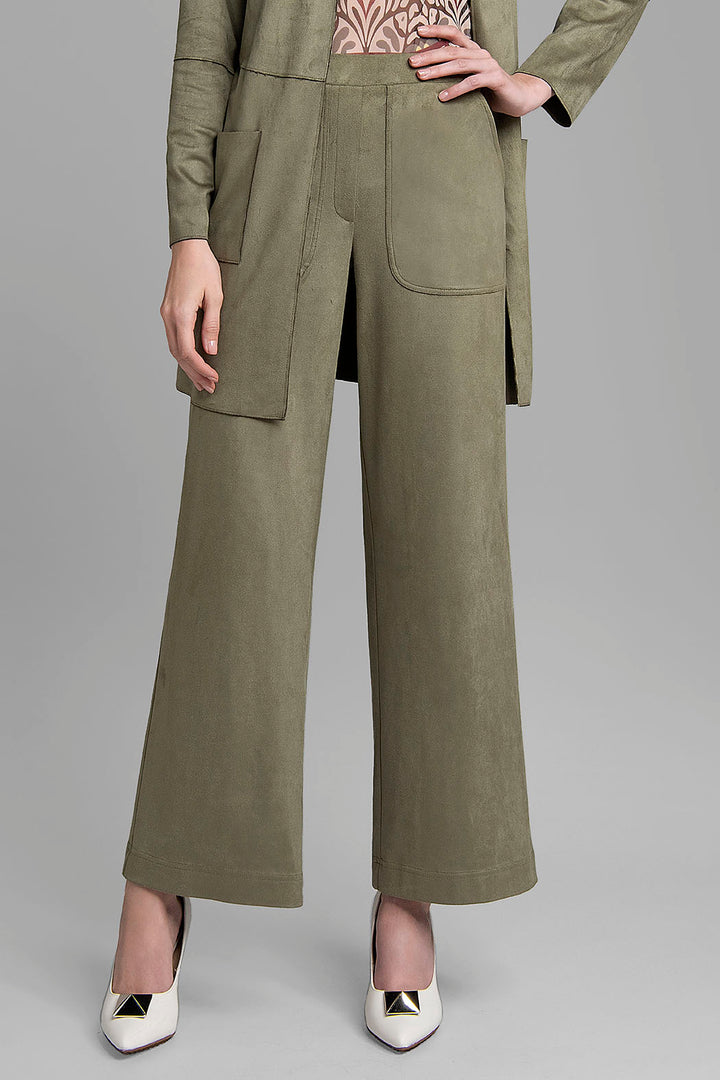 Pantalon De Gamusa Corte Recto