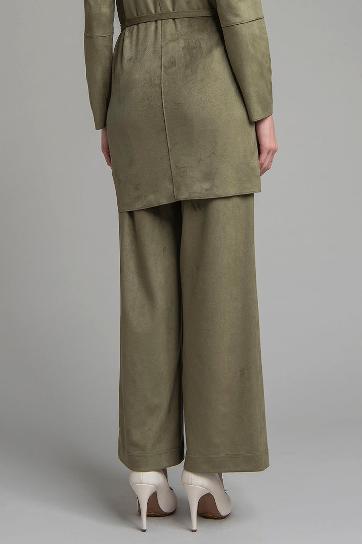 Pantalon De Gamusa Corte Recto