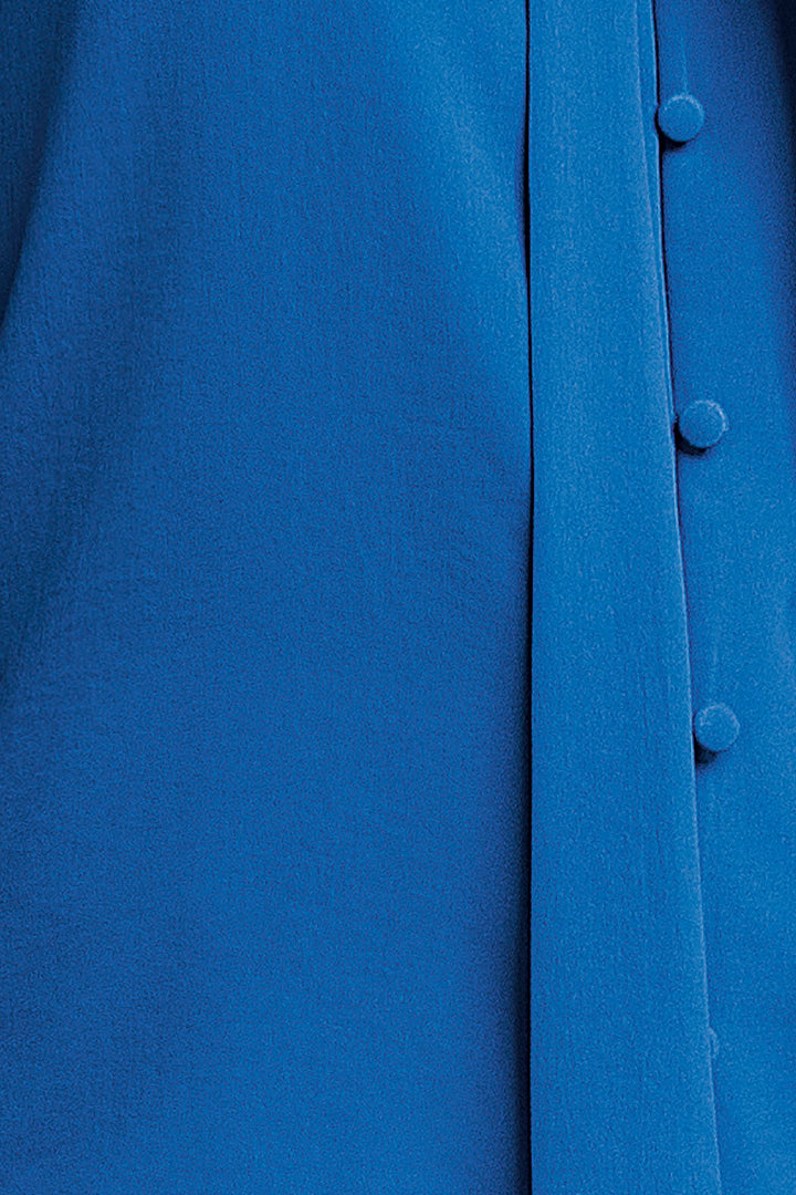 Blusa Lisa De Manga Larga Con Corbatin