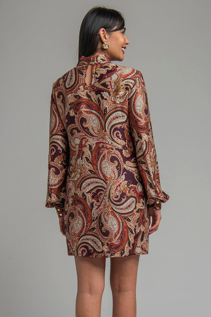 Vestido Corto Con Estampado Y Escote En V