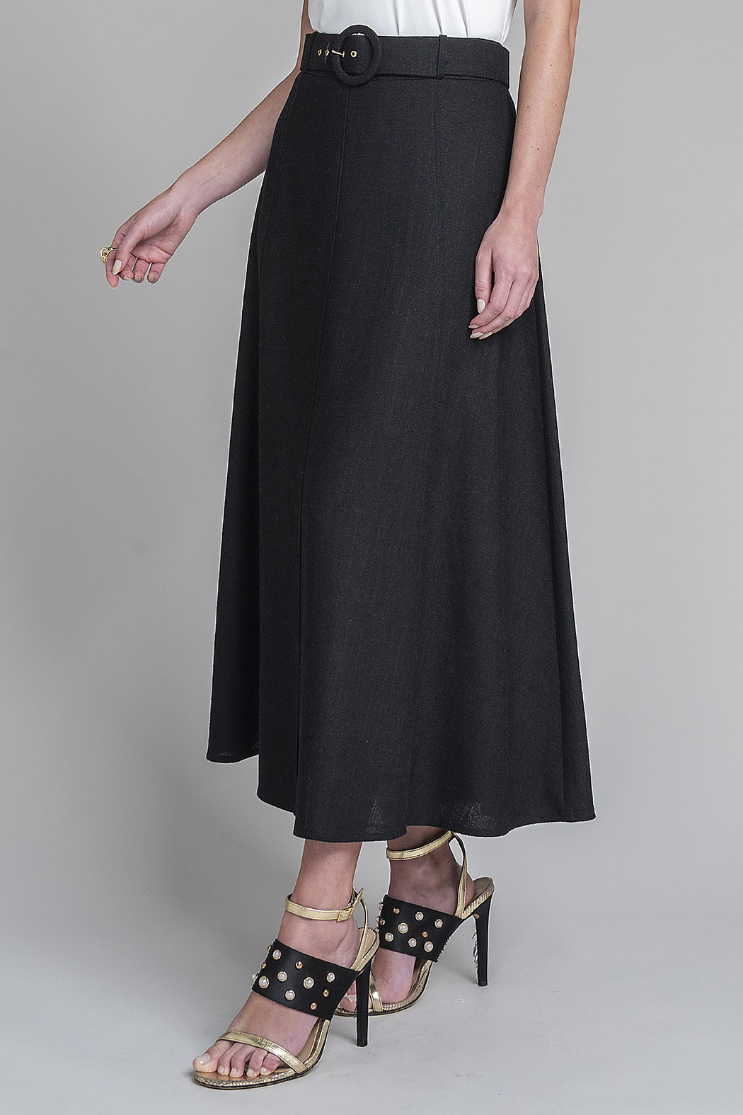 Falda Larga Lisa Con Cinturon