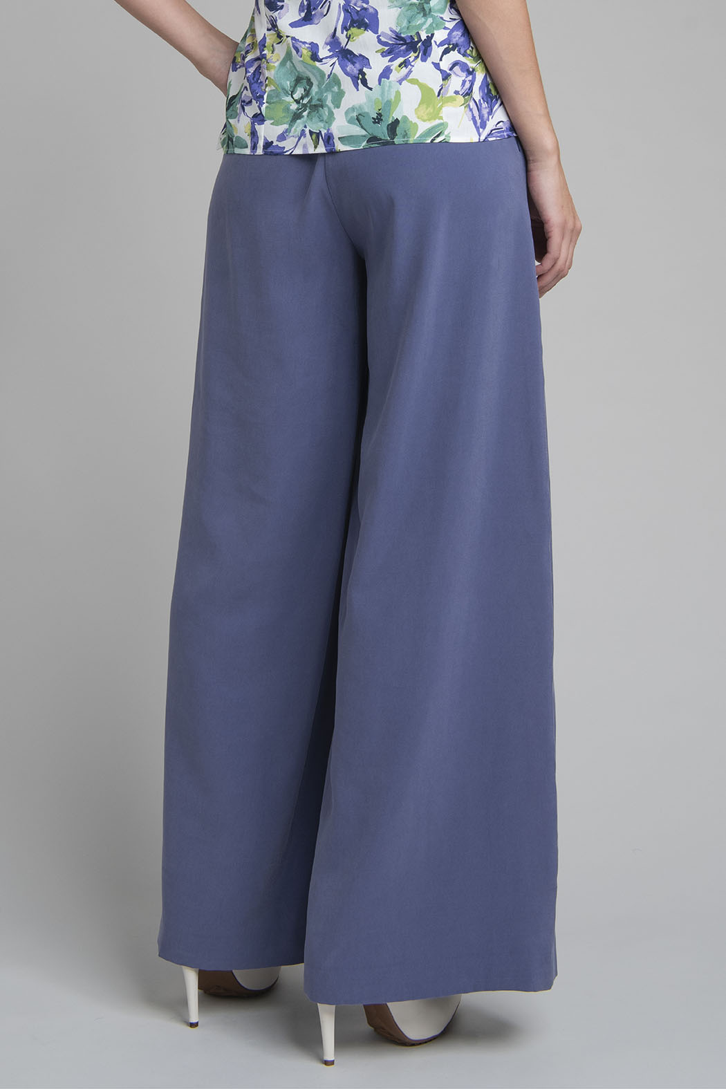 Pantalon Liso Corte Ancho