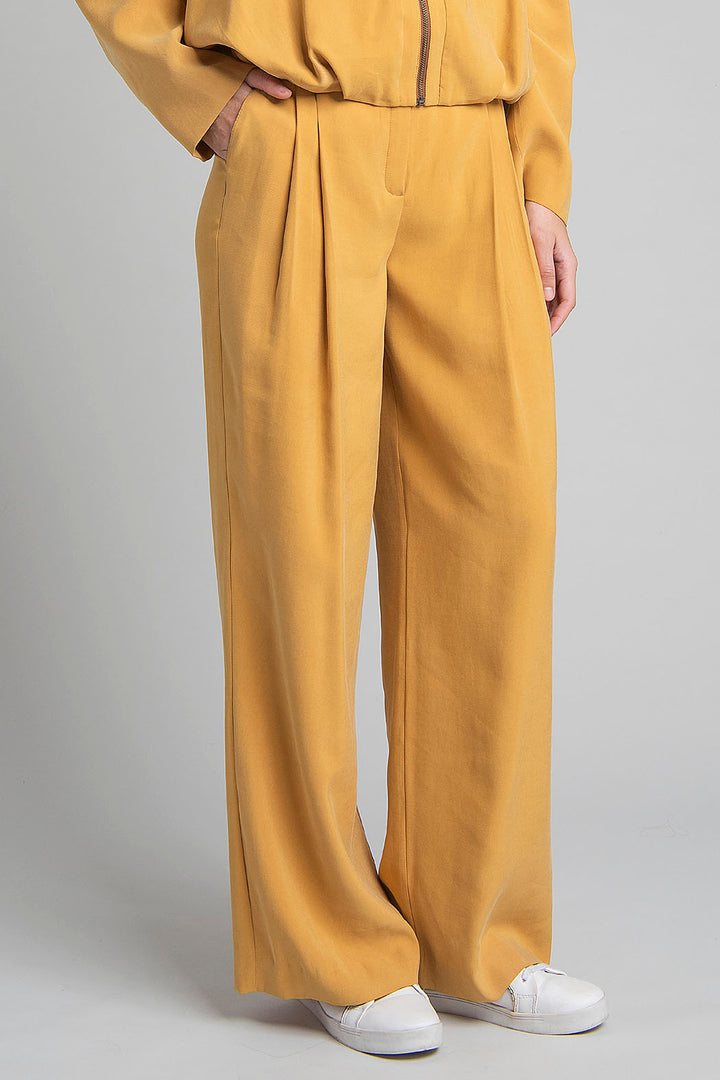 Pantalon Liso Corte Recto