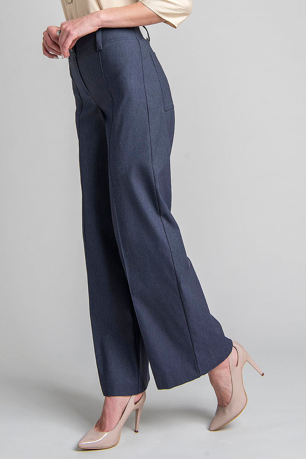 Pantalon Corte Amplio Con Pinzas