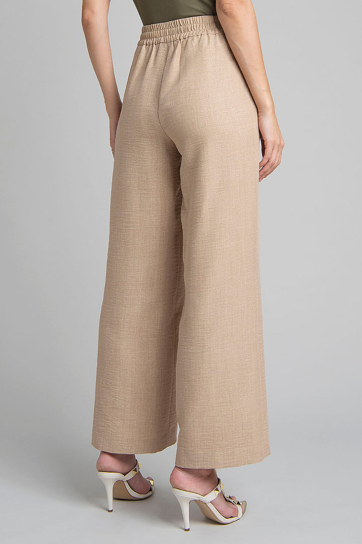 Pantalon Corte Recto Y Cintura Alta